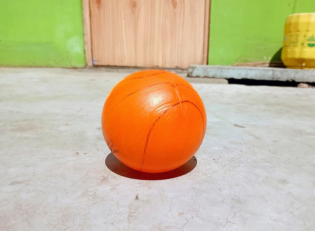 里程碑，亚泰37岁前锋谭龙已在中超出战200场比赛